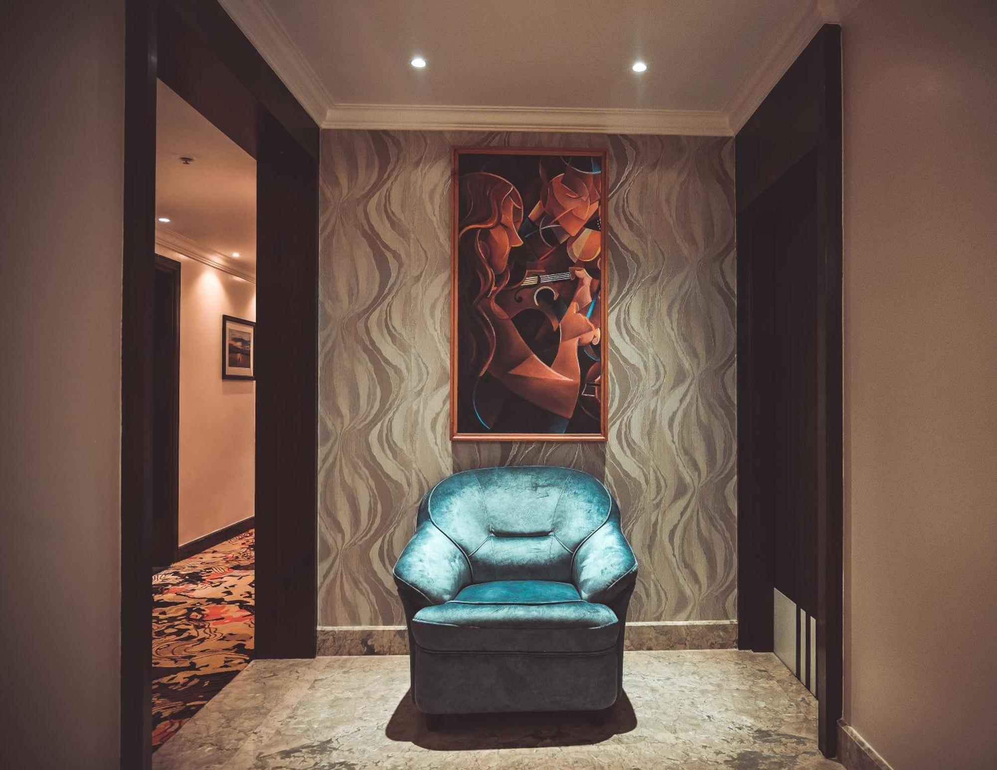 Hotel Golden Riviera マイソール エクステリア 写真