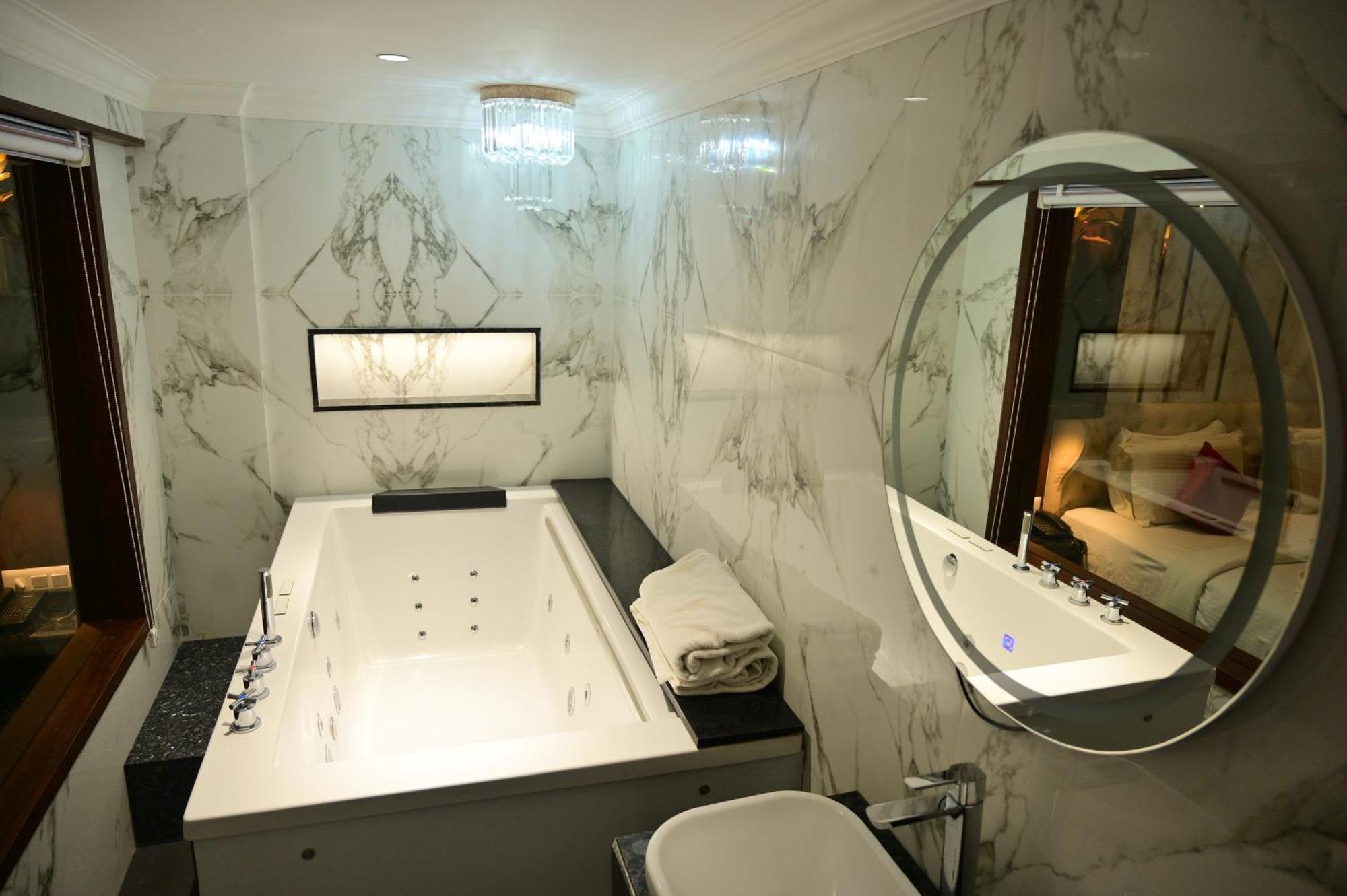 Hotel Golden Riviera マイソール 部屋 写真